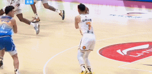 mksports体育🤩扣得真有美感！迪亚洛反击一马当先 三步腾空单臂战斧劈扣！